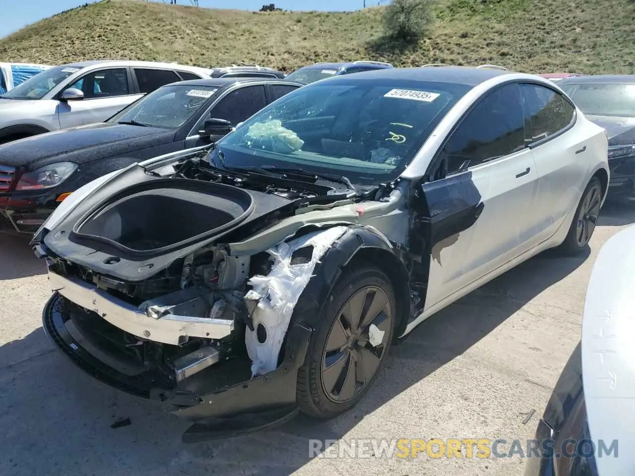 1 Photograph of a damaged car 5YJ3E1EA0SF931348 TESLA MODEL 3 2025