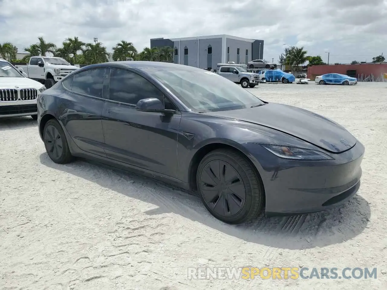 4 Photograph of a damaged car 5YJ3E1EA0SF935156 TESLA MODEL 3 2025