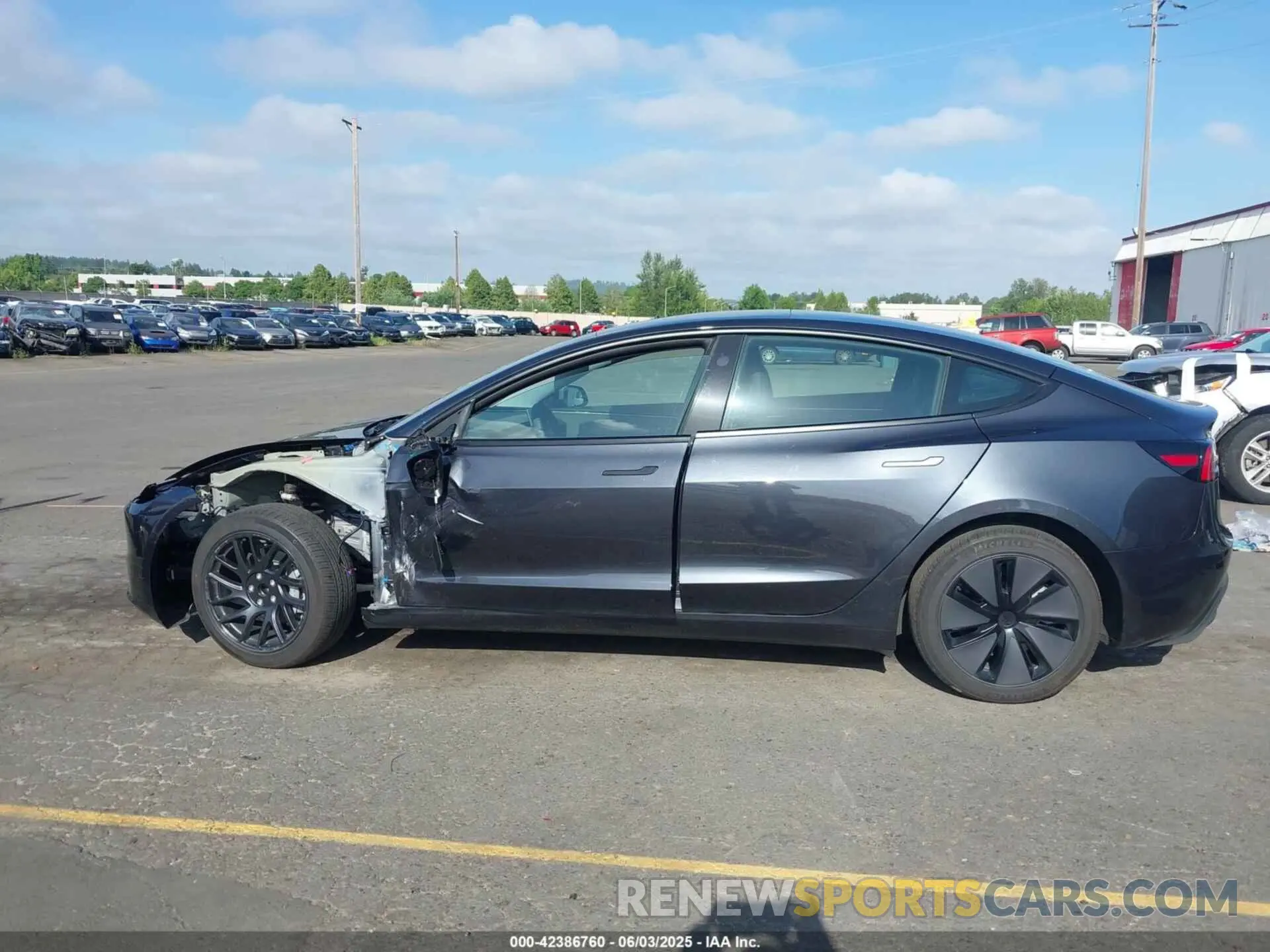 15 Фотография поврежденного автомобиля 5YJ3E1EA0SF980663 TESLA MODEL 3 2025