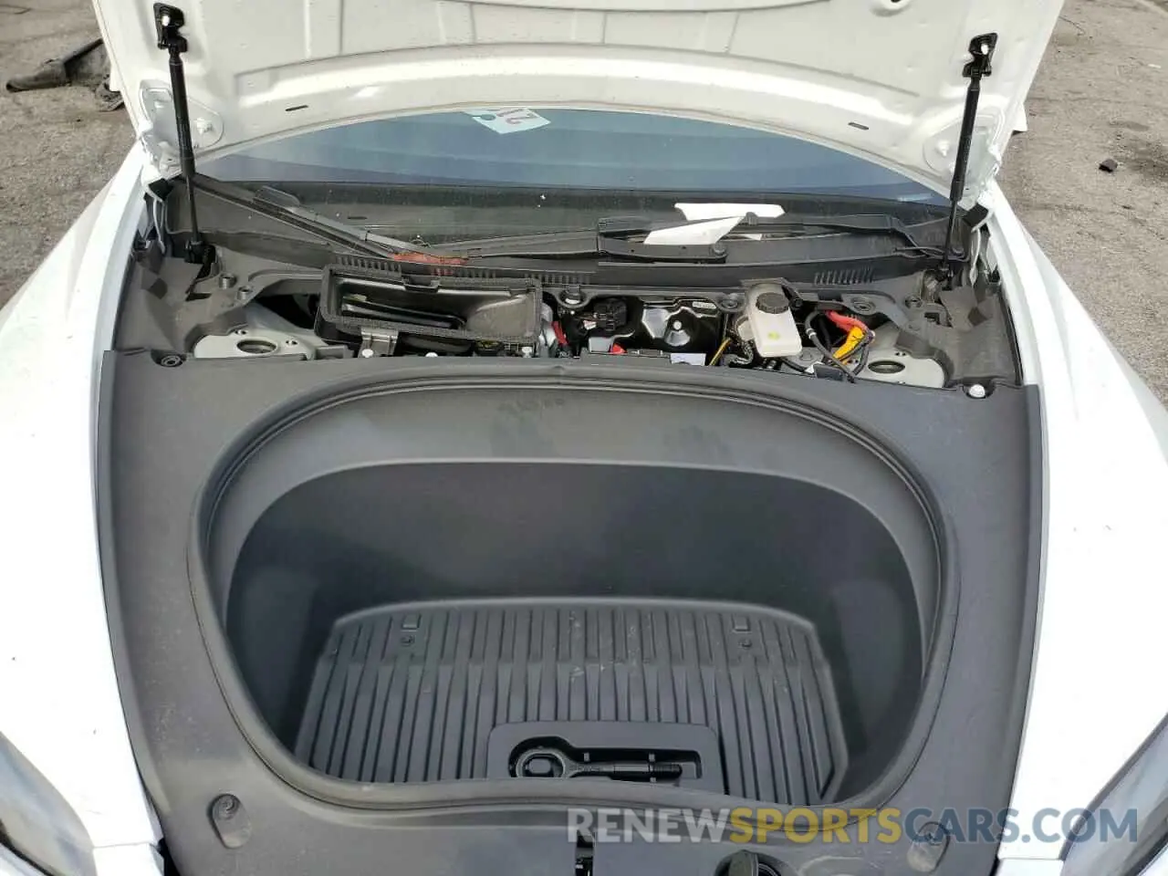 12 Фотография поврежденного автомобиля 5YJ3E1EA1SF882516 TESLA MODEL 3 2025