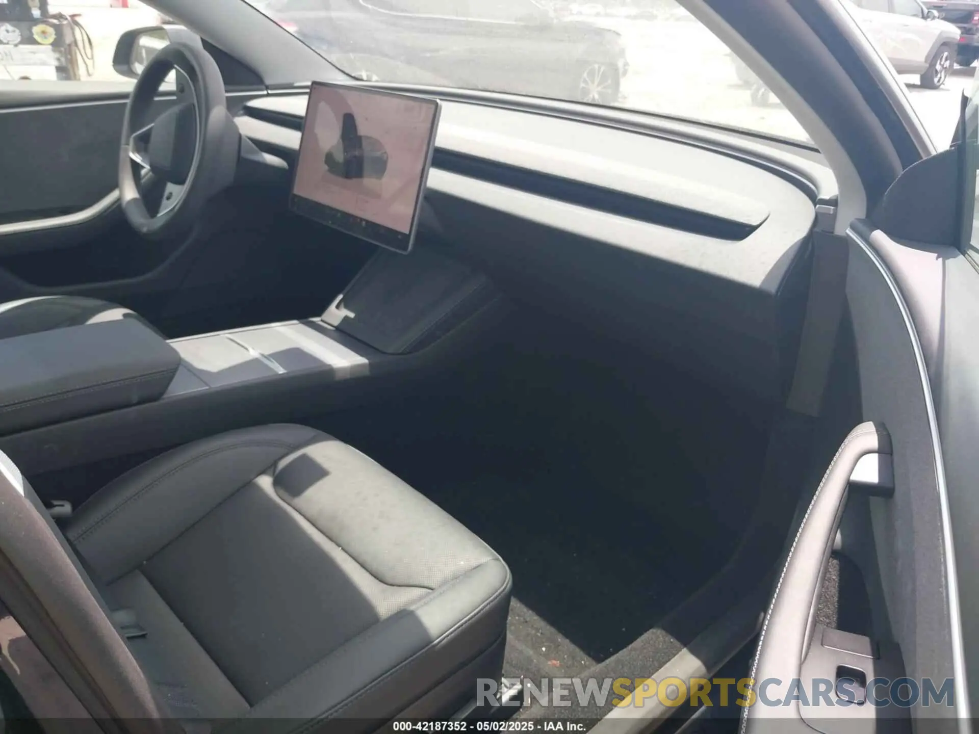 5 Фотография поврежденного автомобиля 5YJ3E1EA1SF903204 TESLA MODEL 3 2025