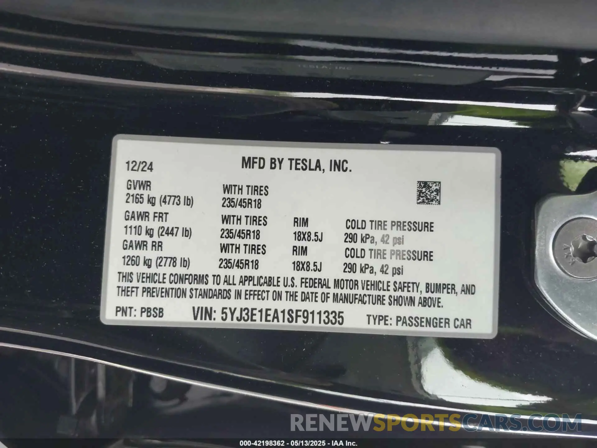 9 Photograph of a damaged car 5YJ3E1EA1SF911335 TESLA MODEL 3 2025