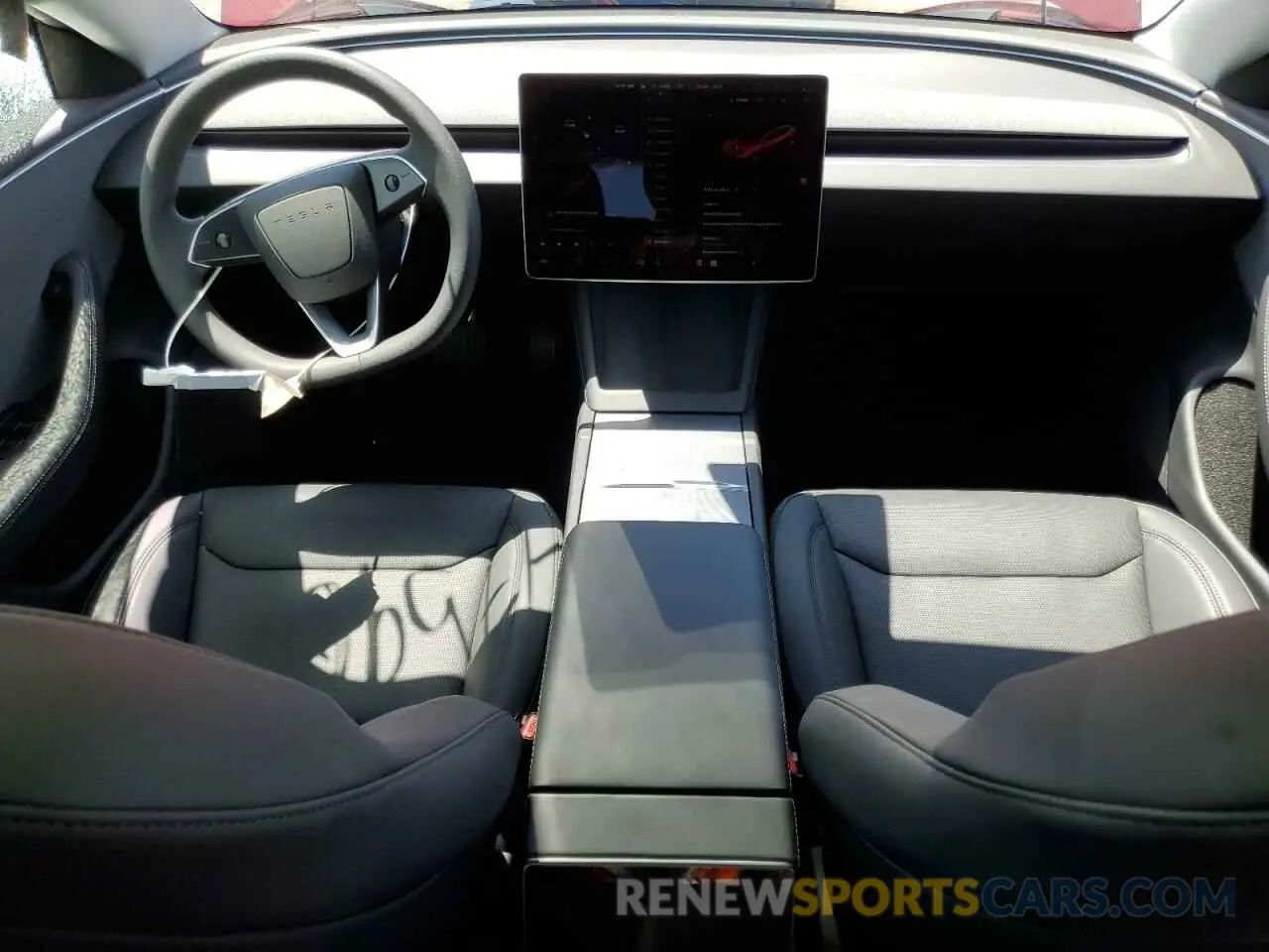 8 Фотография поврежденного автомобиля 5YJ3E1EA1SF931133 TESLA MODEL 3 2025