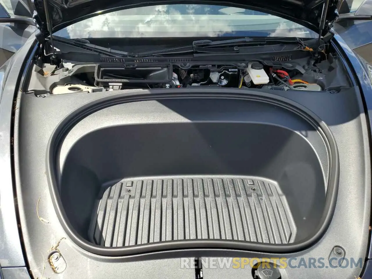 13 Photograph of a damaged car 5YJ3E1EA1SF938356 TESLA MODEL 3 2025