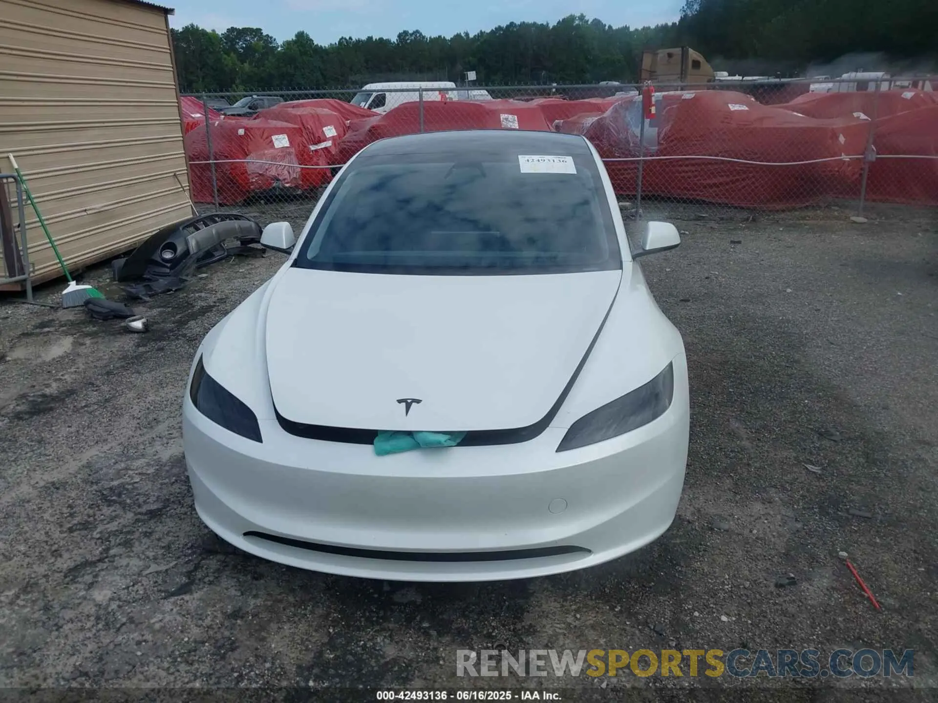 12 Фотография поврежденного автомобиля 5YJ3E1EA1SF973320 TESLA MODEL 3 2025