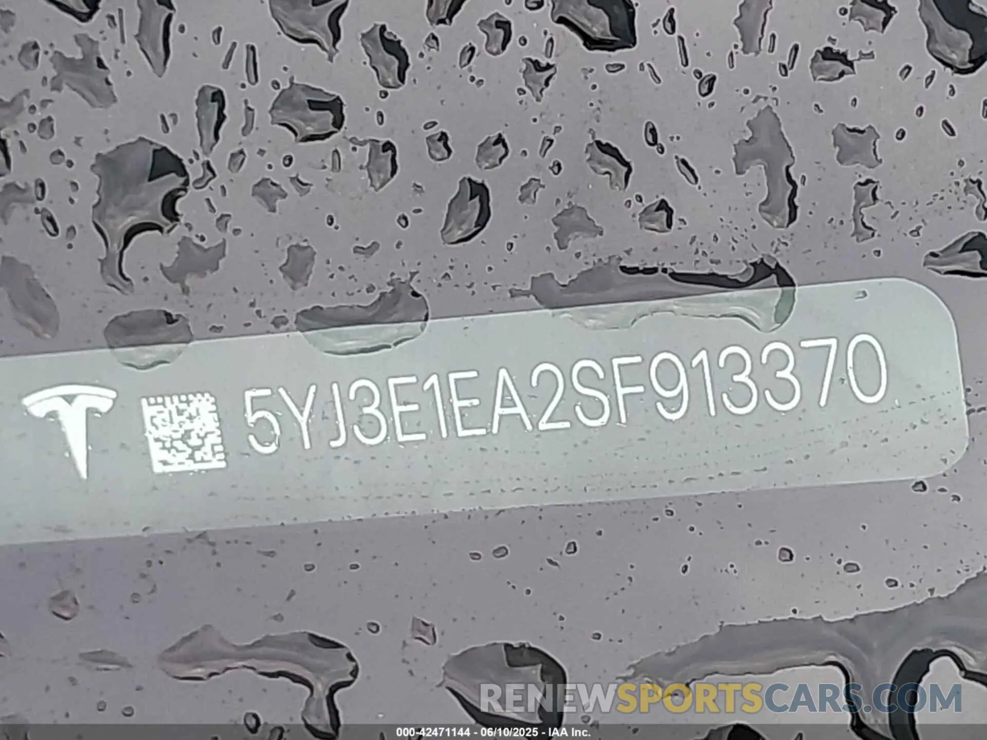19 Фотография поврежденного автомобиля 5YJ3E1EA2SF913370 TESLA MODEL 3 2025