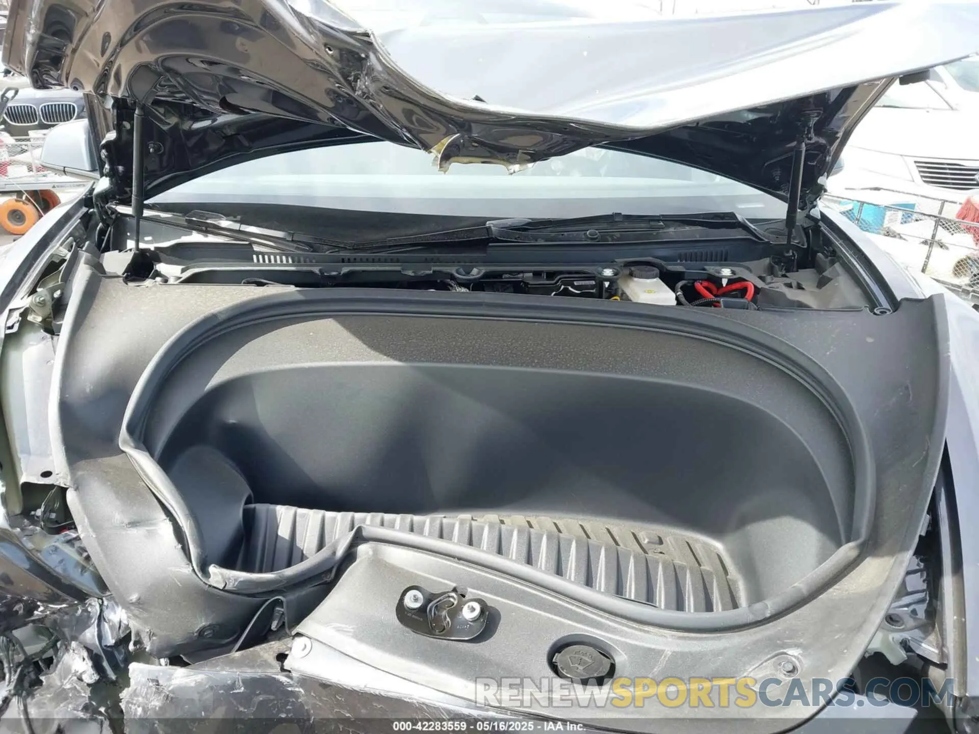 10 Photograph of a damaged car 5YJ3E1EA2SF918679 TESLA MODEL 3 2025