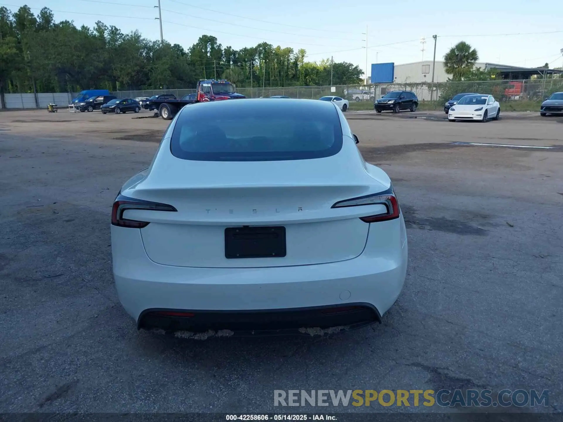 15 Photograph of a damaged car 5YJ3E1EA2SF988439 TESLA MODEL 3 2025