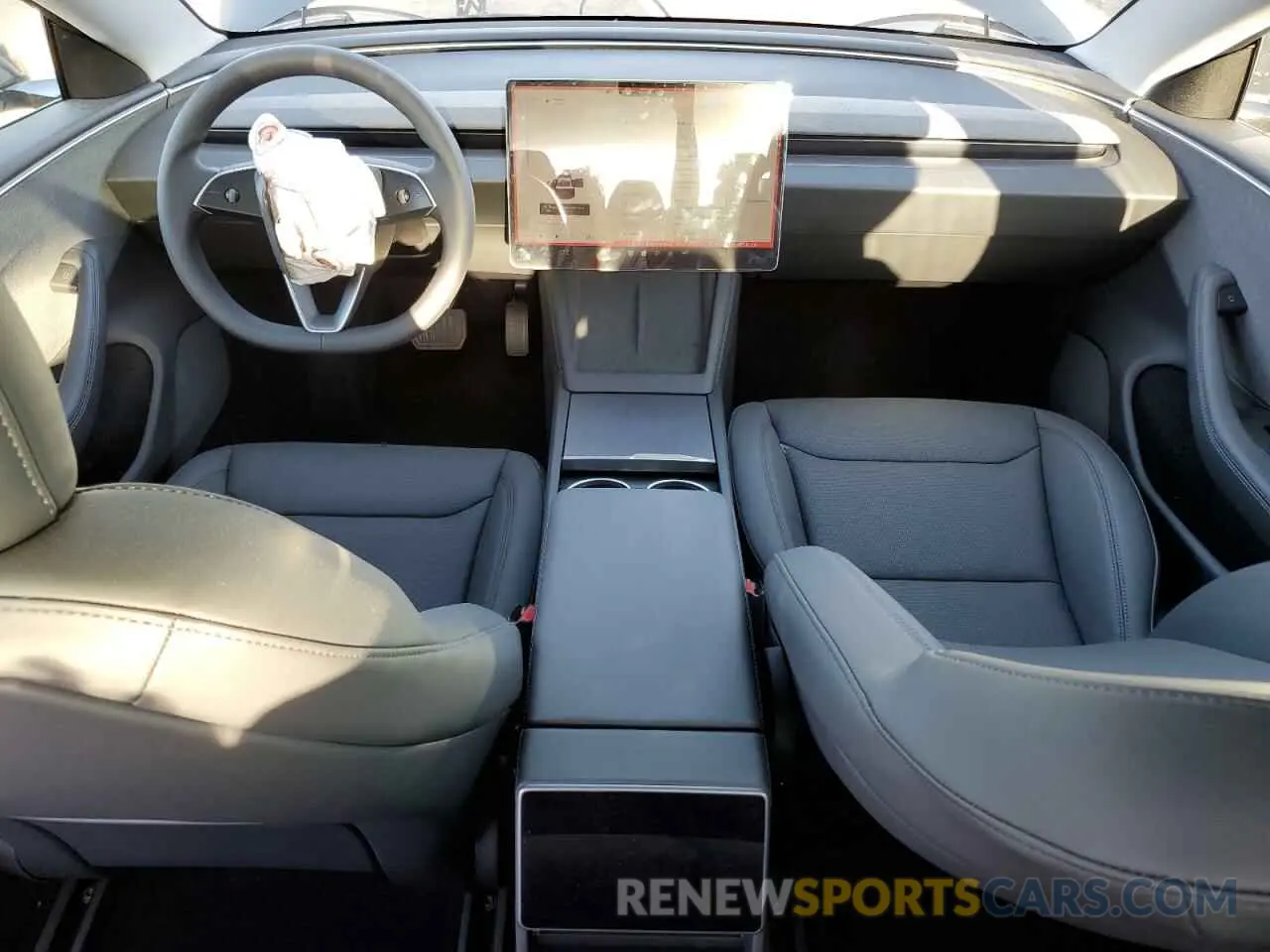 8 Фотография поврежденного автомобиля 5YJ3E1EA3SF919453 TESLA MODEL 3 2025