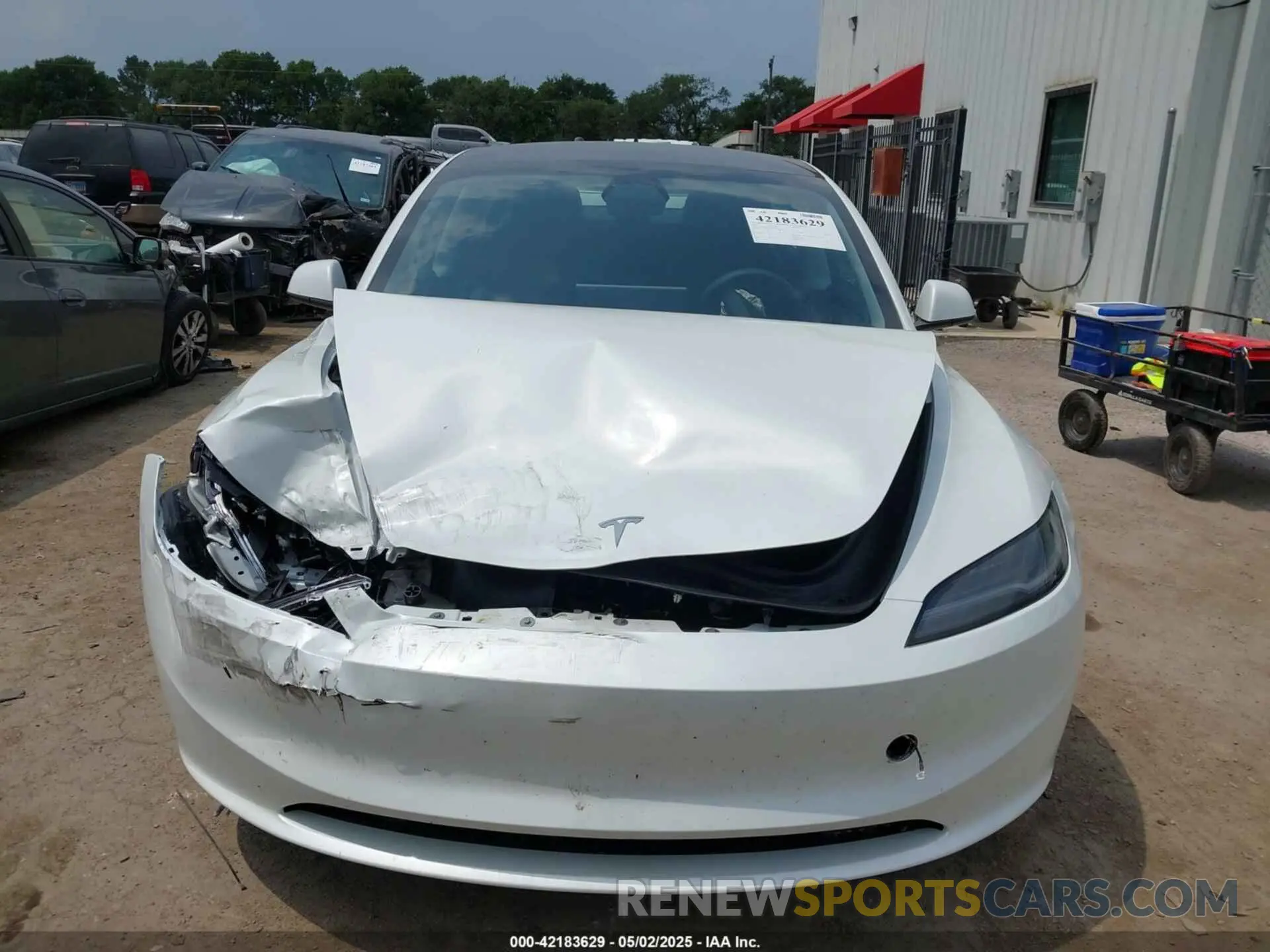 12 Фотография поврежденного автомобиля 5YJ3E1EA3SF987428 TESLA MODEL 3 2025