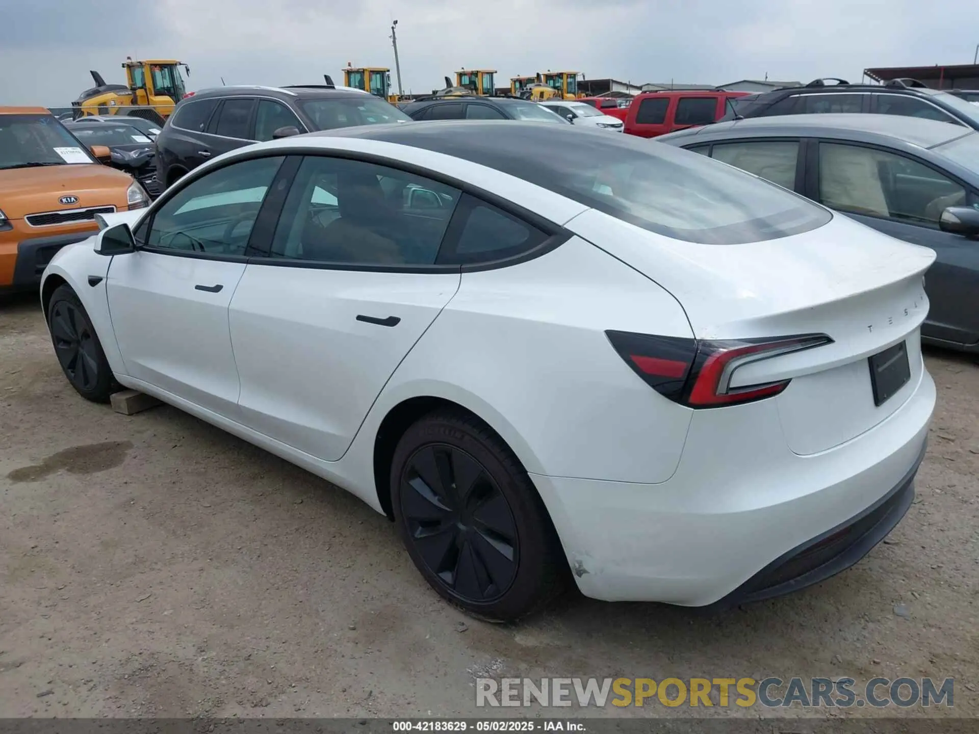 3 Фотография поврежденного автомобиля 5YJ3E1EA3SF987428 TESLA MODEL 3 2025