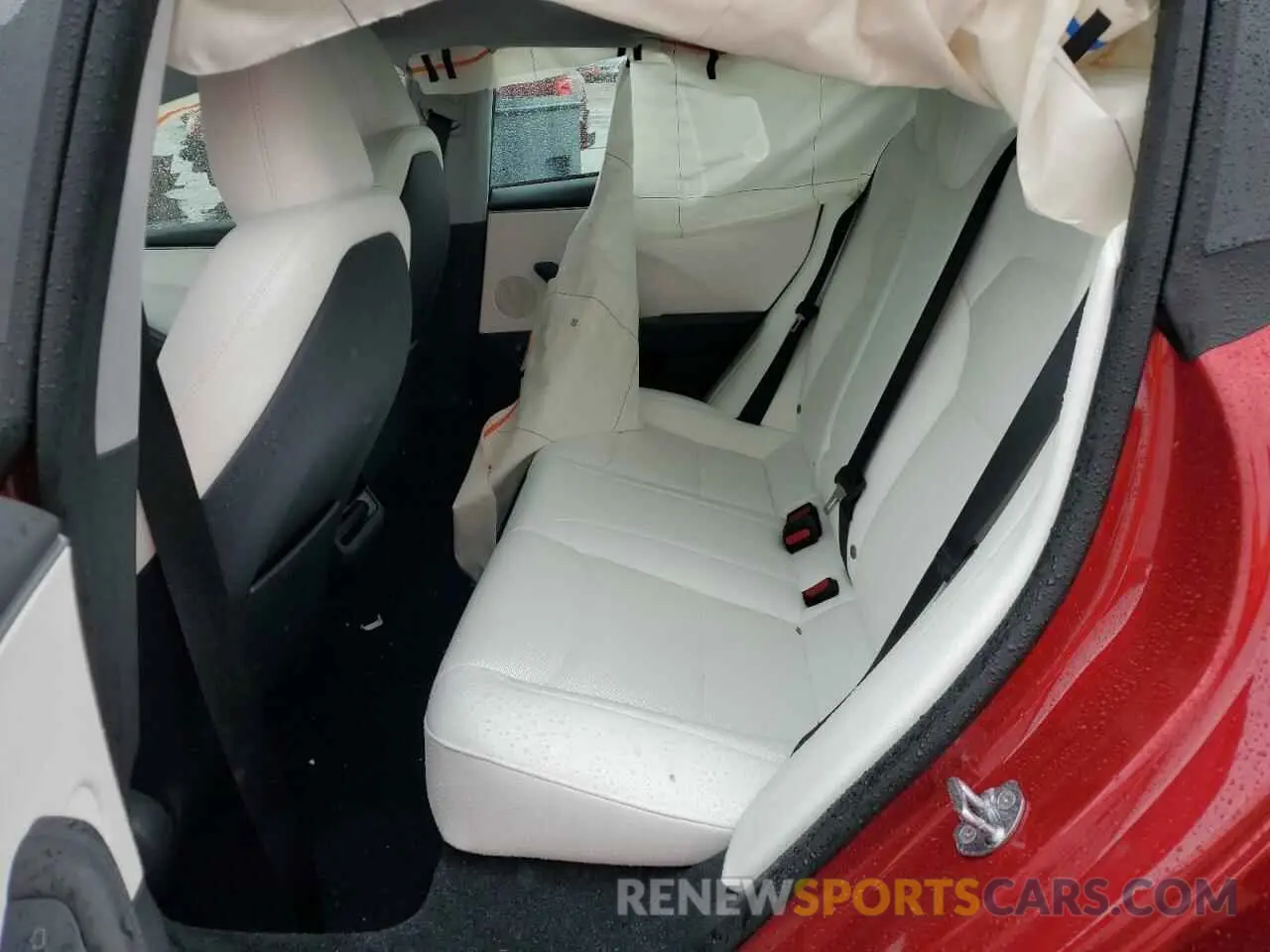 10 Фотография поврежденного автомобиля 5YJ3E1EA4SF885944 TESLA MODEL 3 2025