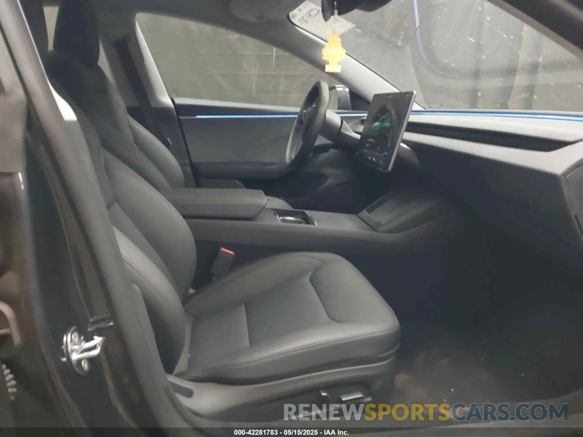 5 Photograph of a damaged car 5YJ3E1EA4SF952168 TESLA MODEL 3 2025