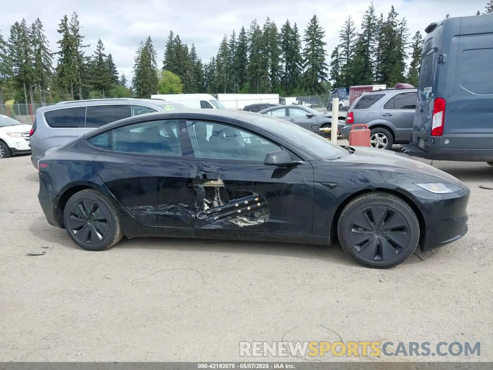 13 Photograph of a damaged car 5YJ3E1EA5SF890411 TESLA MODEL 3 2025