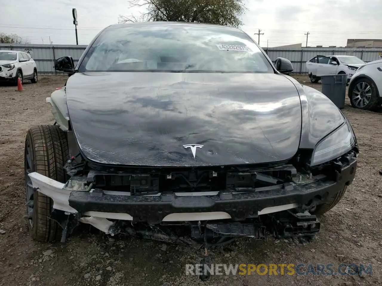 5 Photograph of a damaged car 5YJ3E1EA5SF909555 TESLA MODEL 3 2025