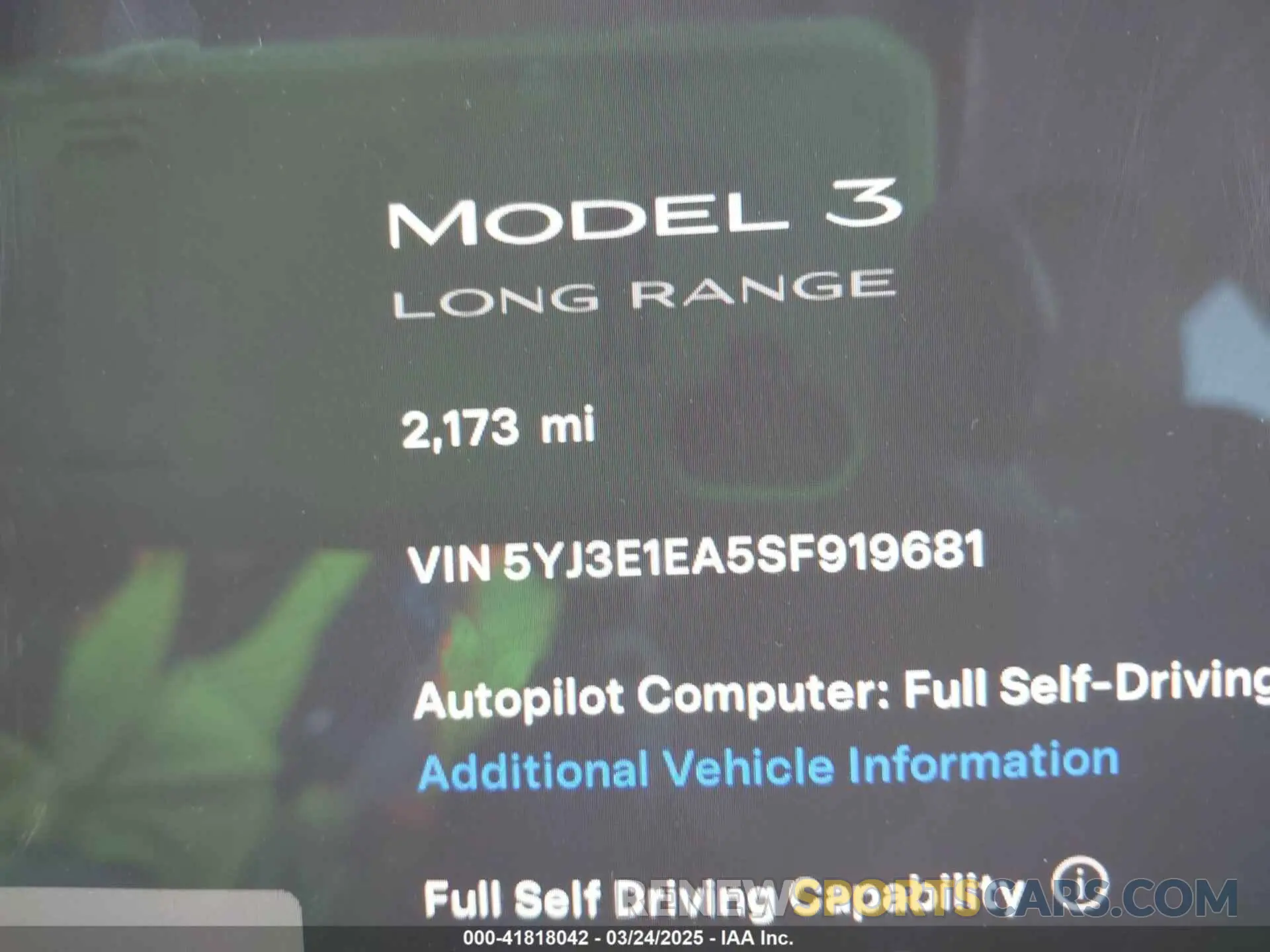 16 Photograph of a damaged car 5YJ3E1EA5SF919681 TESLA MODEL 3 2025