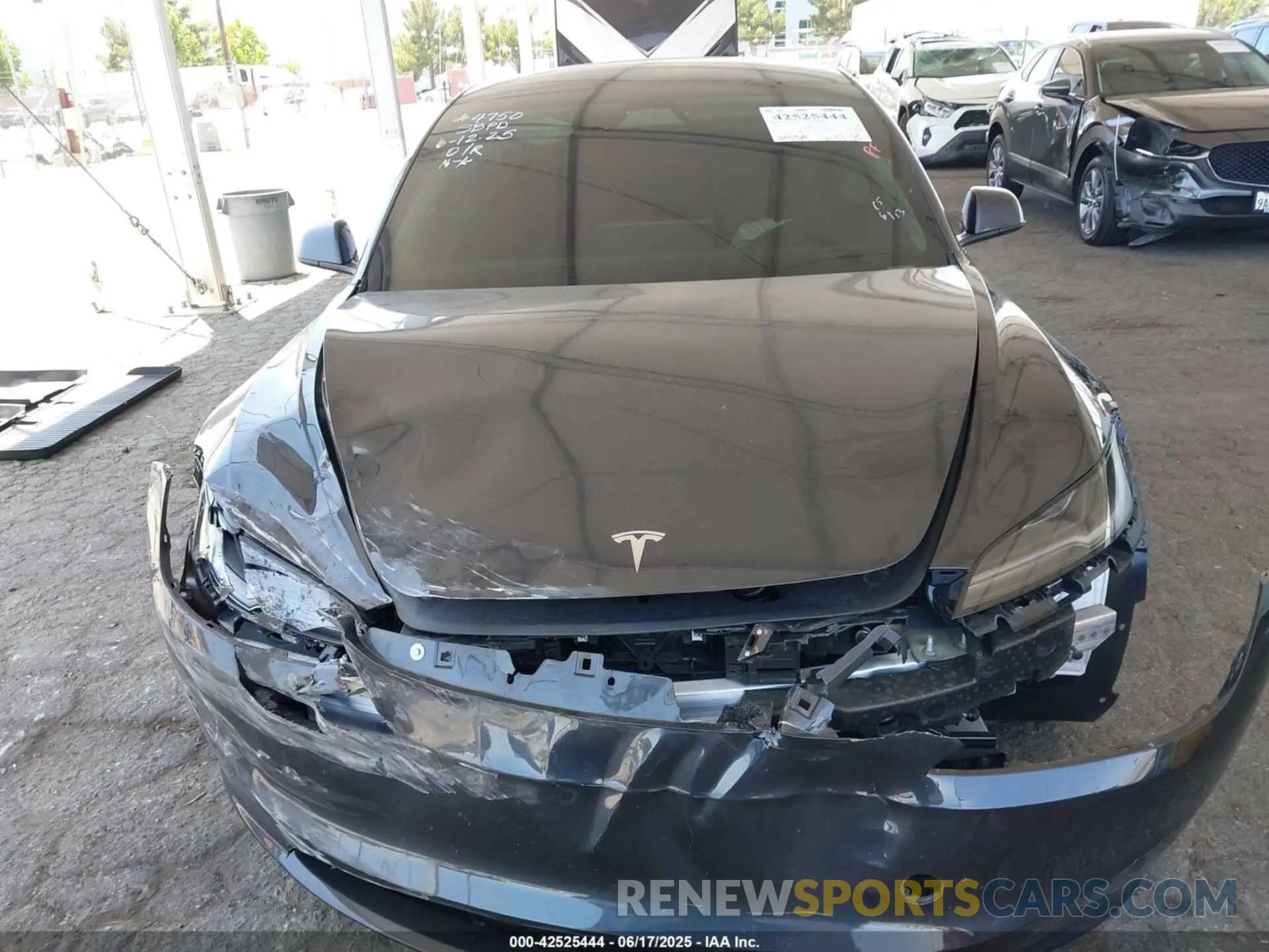 12 Photograph of a damaged car 5YJ3E1EA5SF978214 TESLA MODEL 3 2025