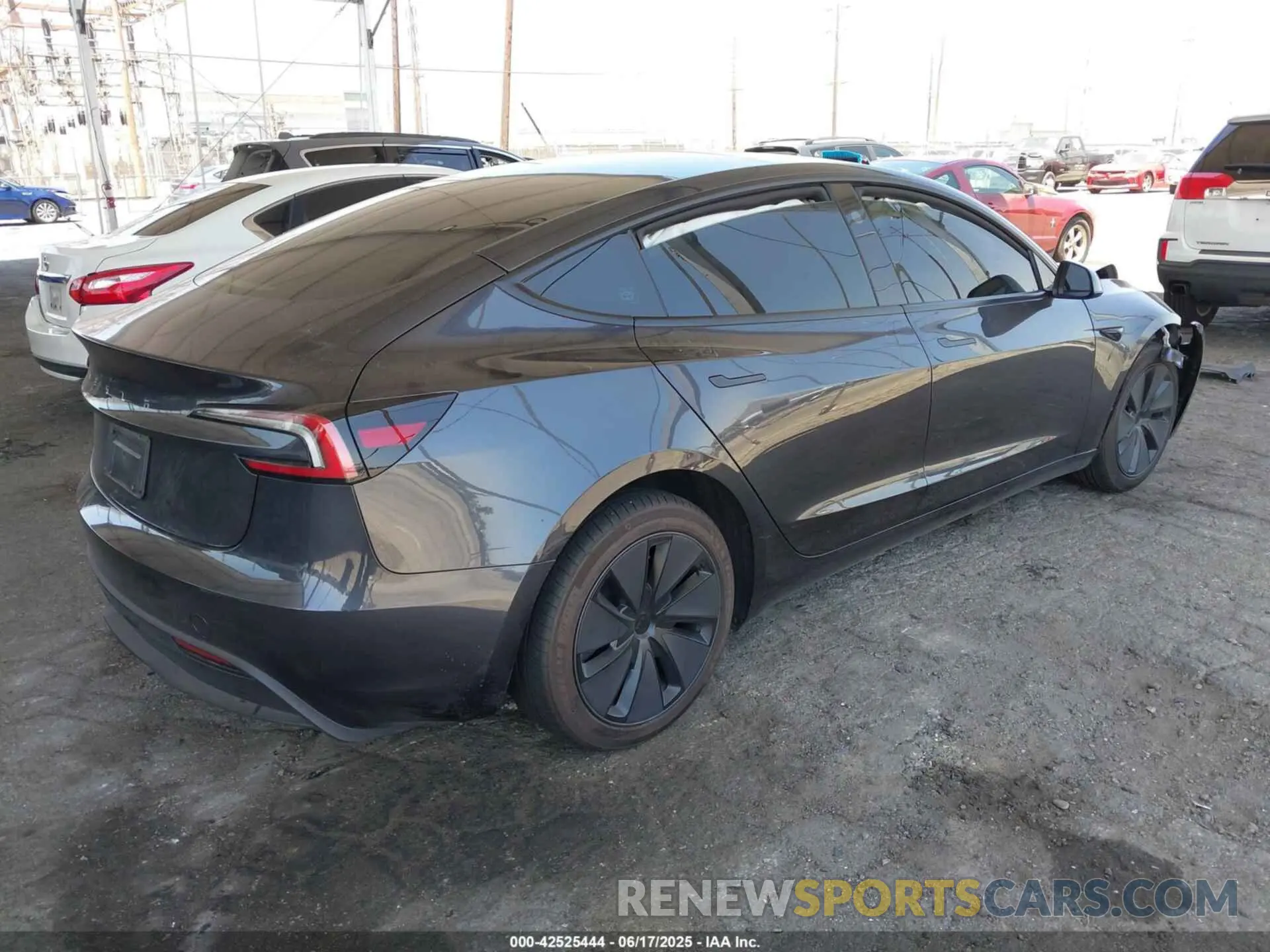 4 Photograph of a damaged car 5YJ3E1EA5SF978214 TESLA MODEL 3 2025