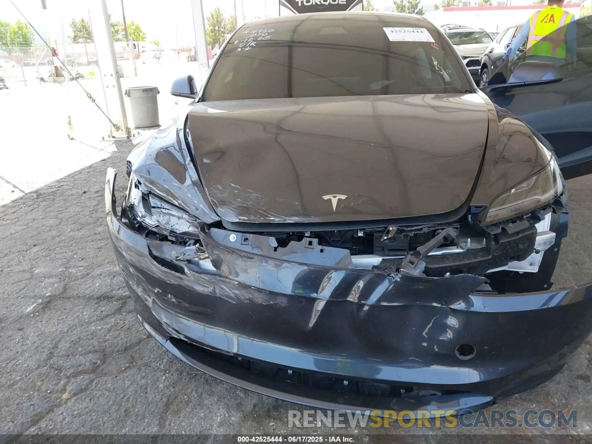 6 Photograph of a damaged car 5YJ3E1EA5SF978214 TESLA MODEL 3 2025