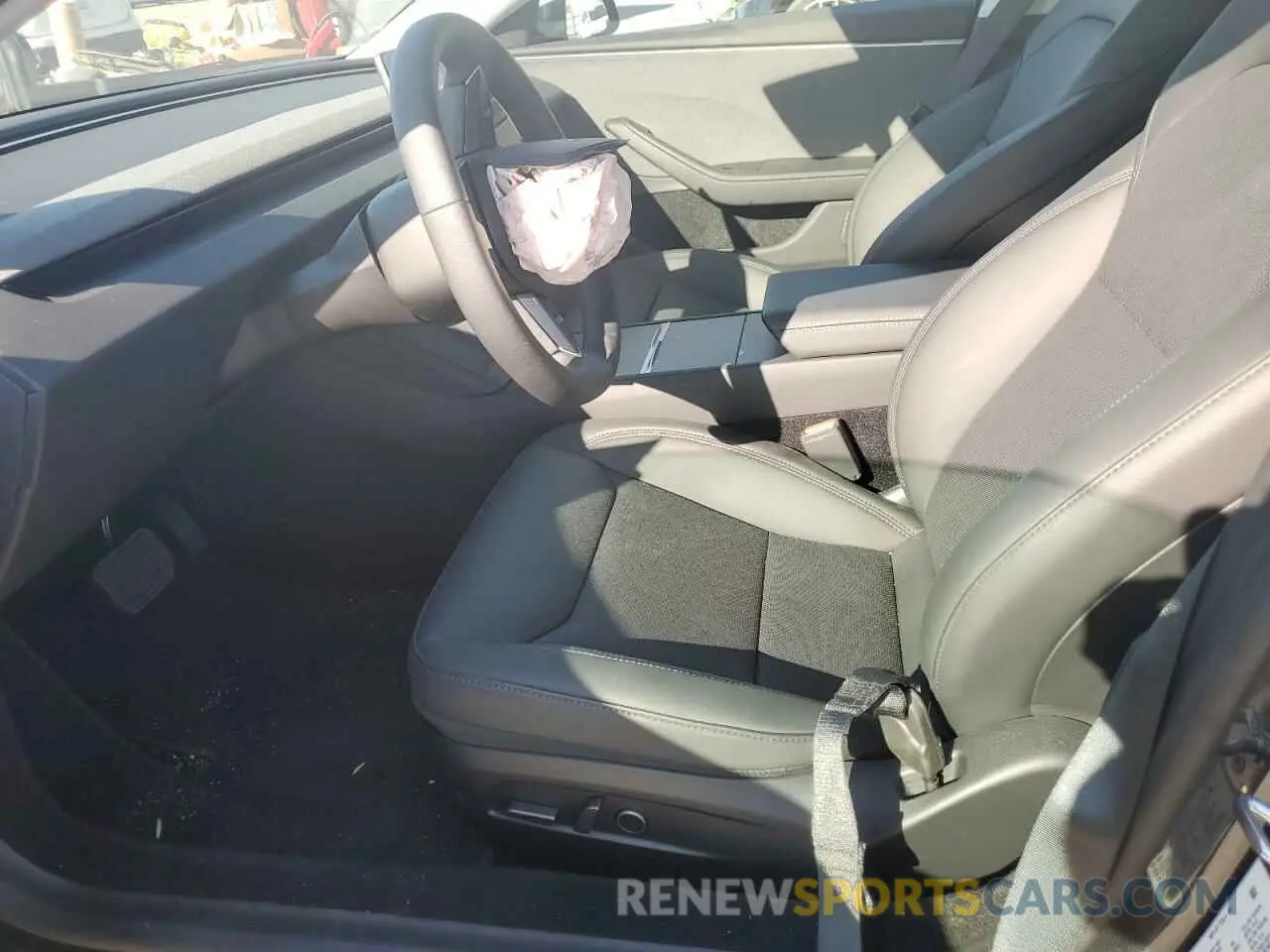 7 Фотография поврежденного автомобиля 5YJ3E1EA6SF895973 TESLA MODEL 3 2025