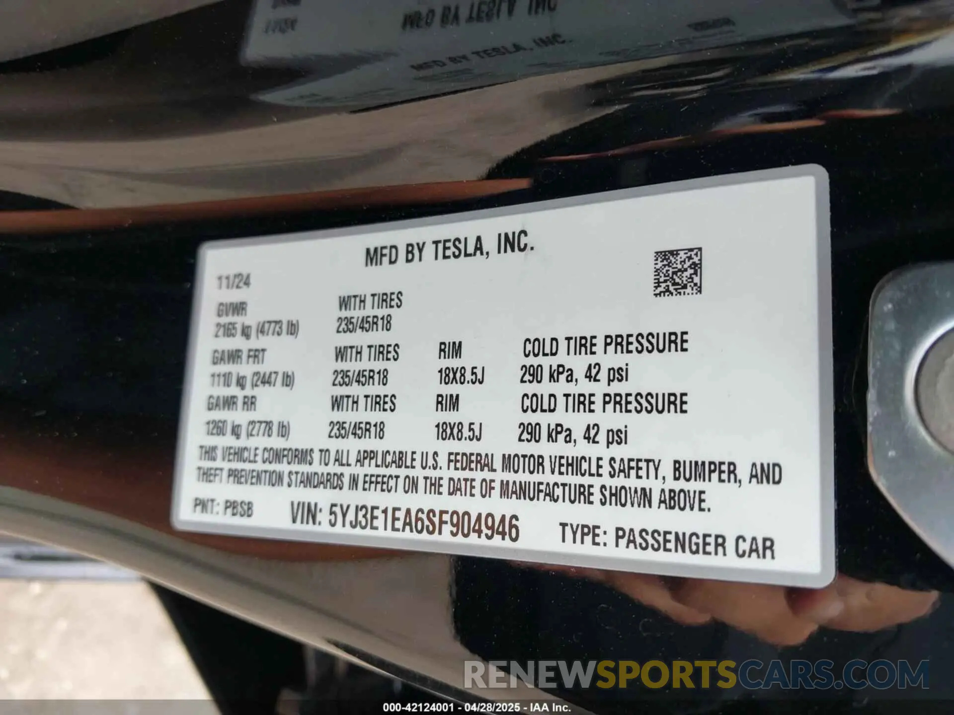 9 Photograph of a damaged car 5YJ3E1EA6SF904946 TESLA MODEL 3 2025