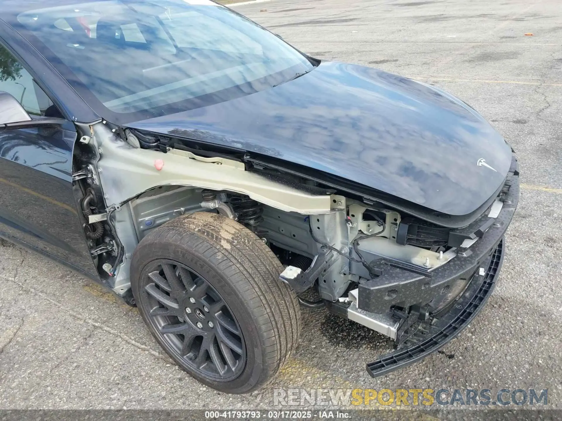 6 Photograph of a damaged car 5YJ3E1EA6SF933721 TESLA MODEL 3 2025