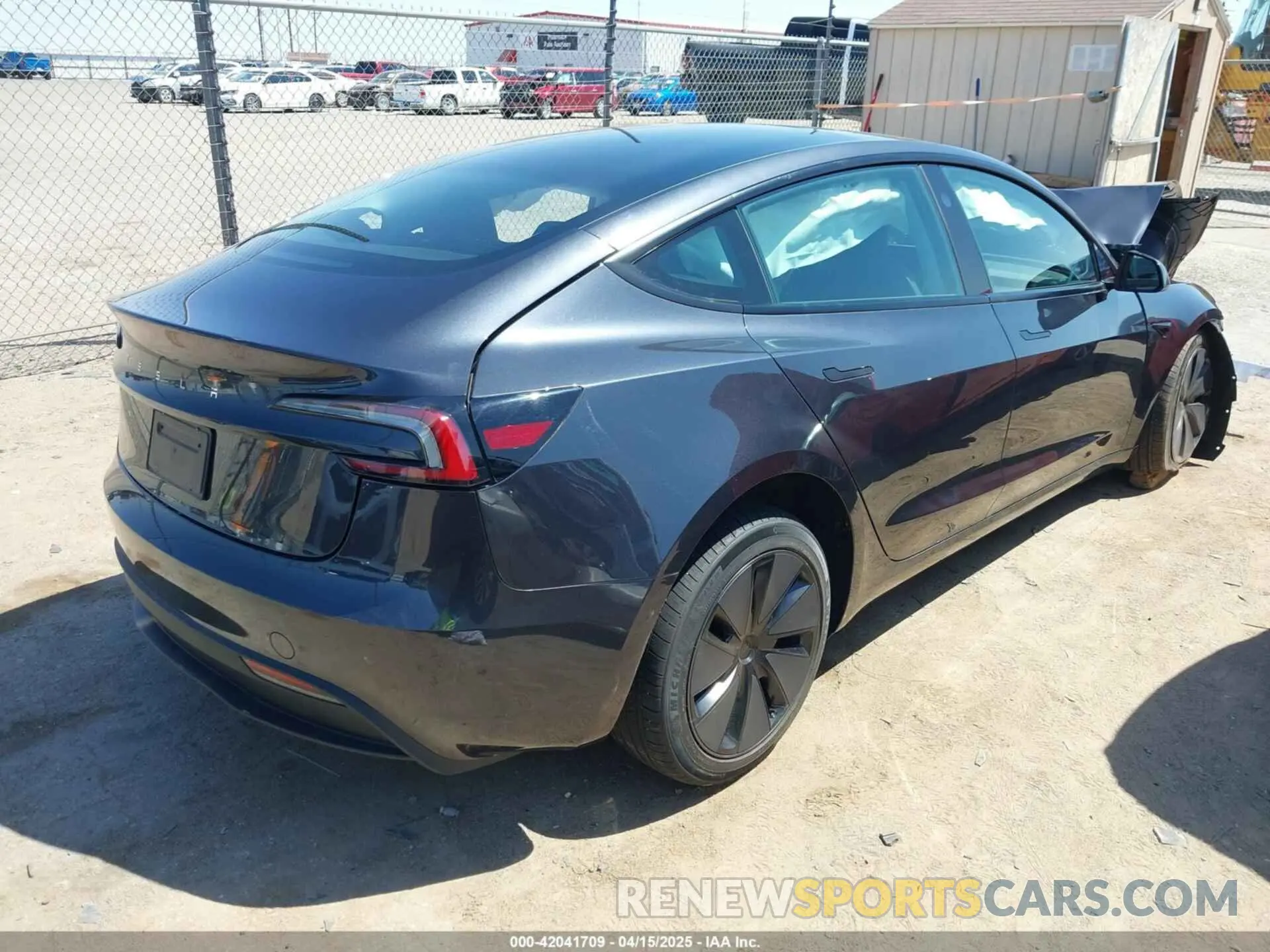 4 Фотография поврежденного автомобиля 5YJ3E1EA6SF939292 TESLA MODEL 3 2025