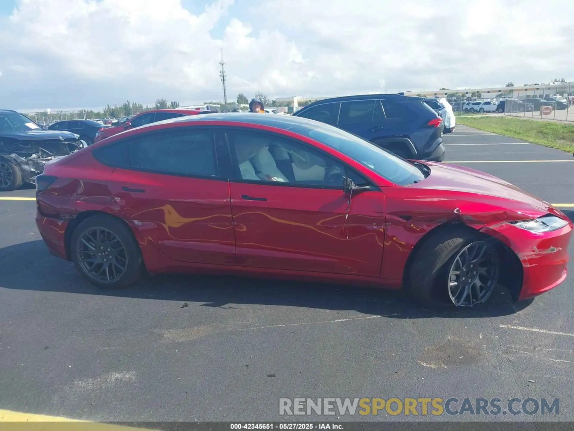 14 Photograph of a damaged car 5YJ3E1EA6SF967254 TESLA MODEL 3 2025