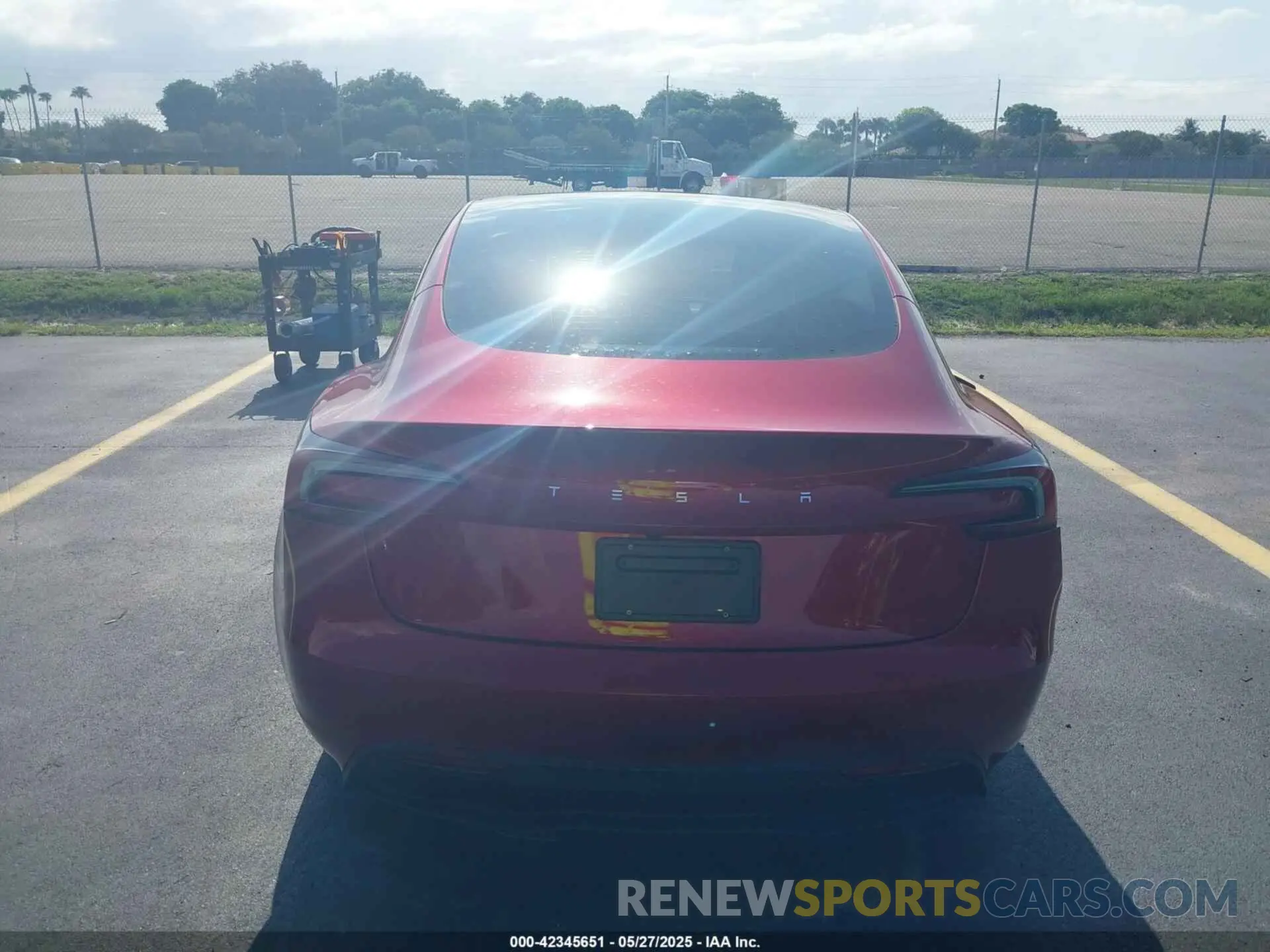 17 Photograph of a damaged car 5YJ3E1EA6SF967254 TESLA MODEL 3 2025