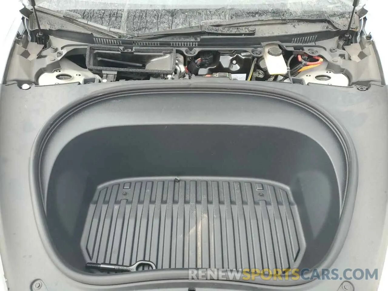 11 Photograph of a damaged car 5YJ3E1EA6SF976018 TESLA MODEL 3 2025