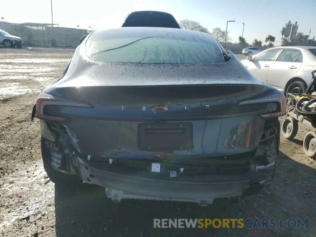 6 Photograph of a damaged car 5YJ3E1EA7SF890930 TESLA MODEL 3 2025
