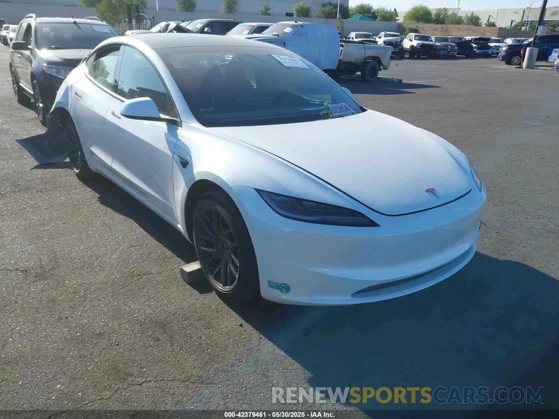 1 Фотография поврежденного автомобиля 5YJ3E1EA7SF984435 TESLA MODEL 3 2025