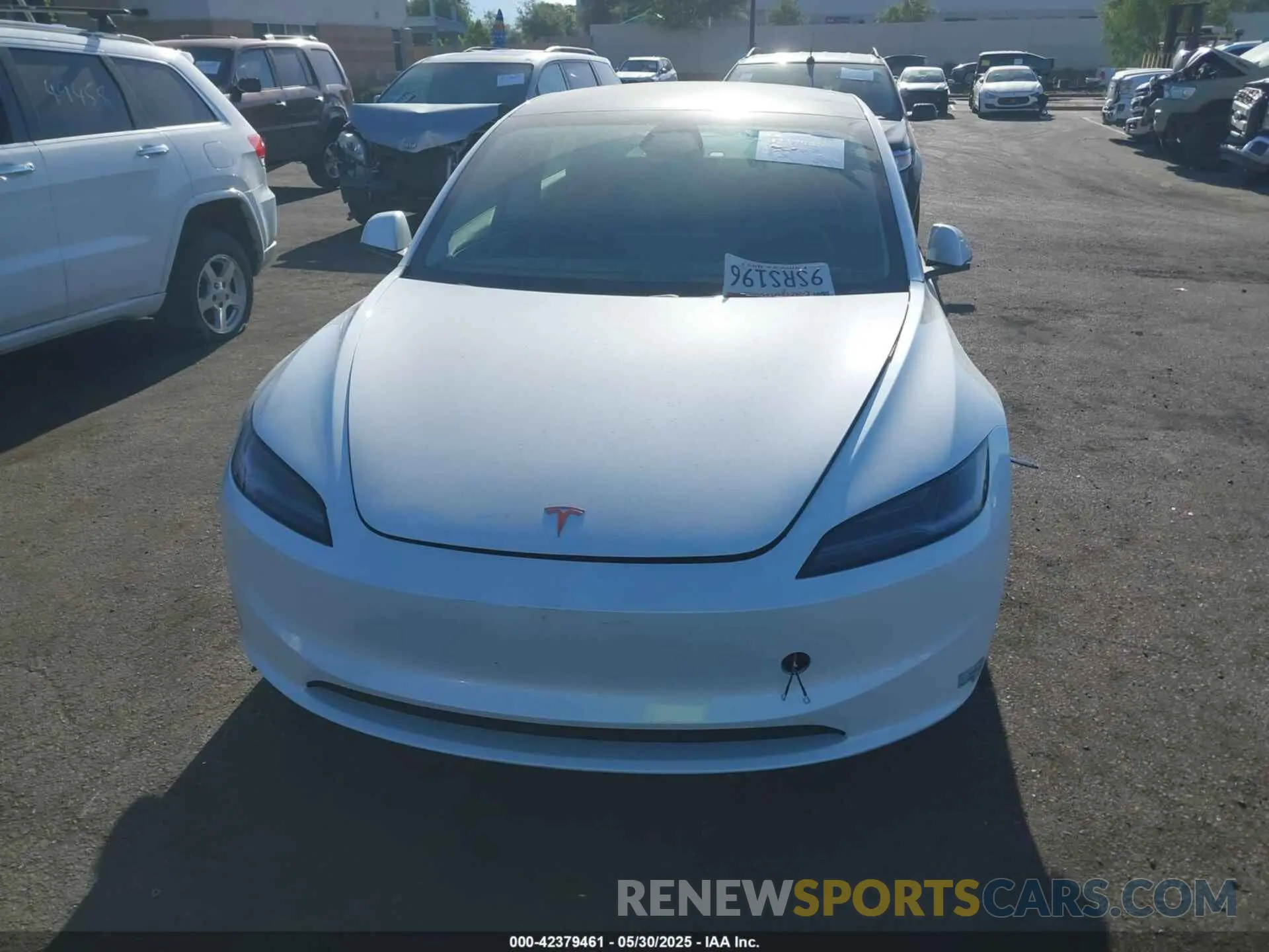 12 Фотография поврежденного автомобиля 5YJ3E1EA7SF984435 TESLA MODEL 3 2025