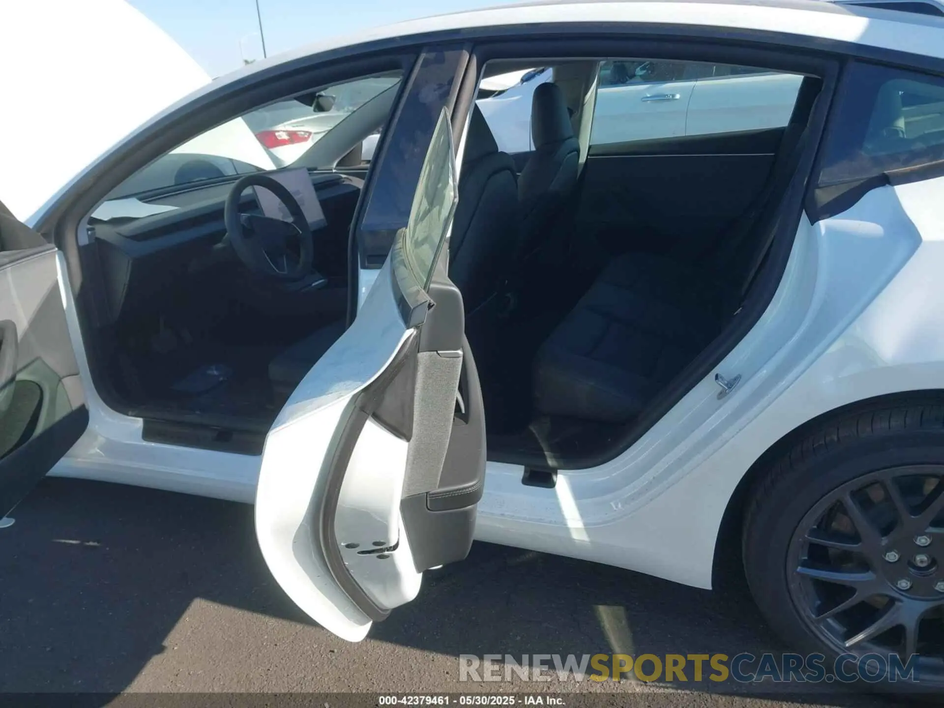 8 Фотография поврежденного автомобиля 5YJ3E1EA7SF984435 TESLA MODEL 3 2025