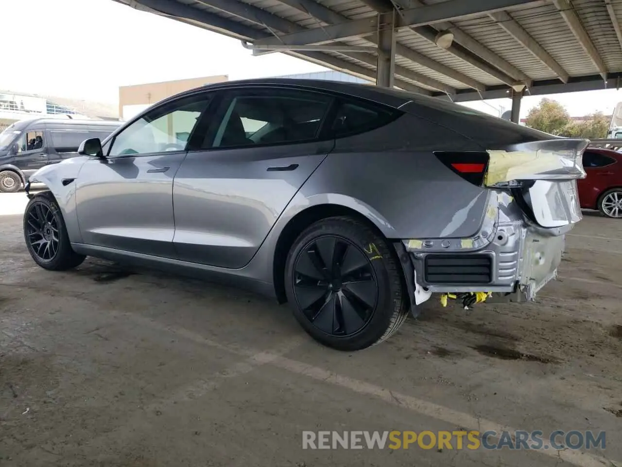 2 Фотография поврежденного автомобиля 5YJ3E1EA8SF880617 TESLA MODEL 3 2025