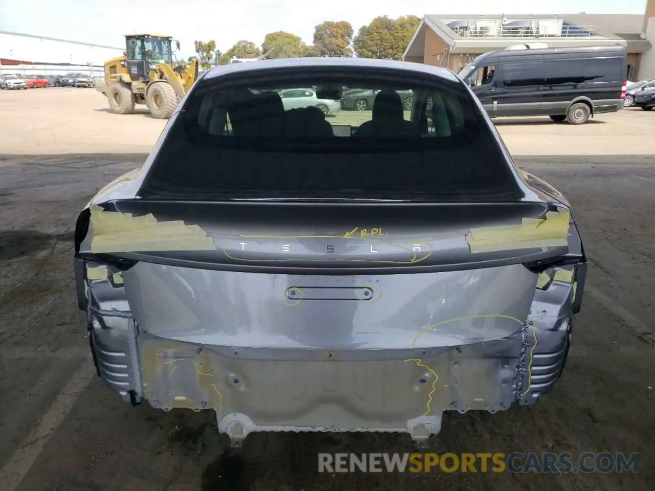 6 Фотография поврежденного автомобиля 5YJ3E1EA8SF880617 TESLA MODEL 3 2025