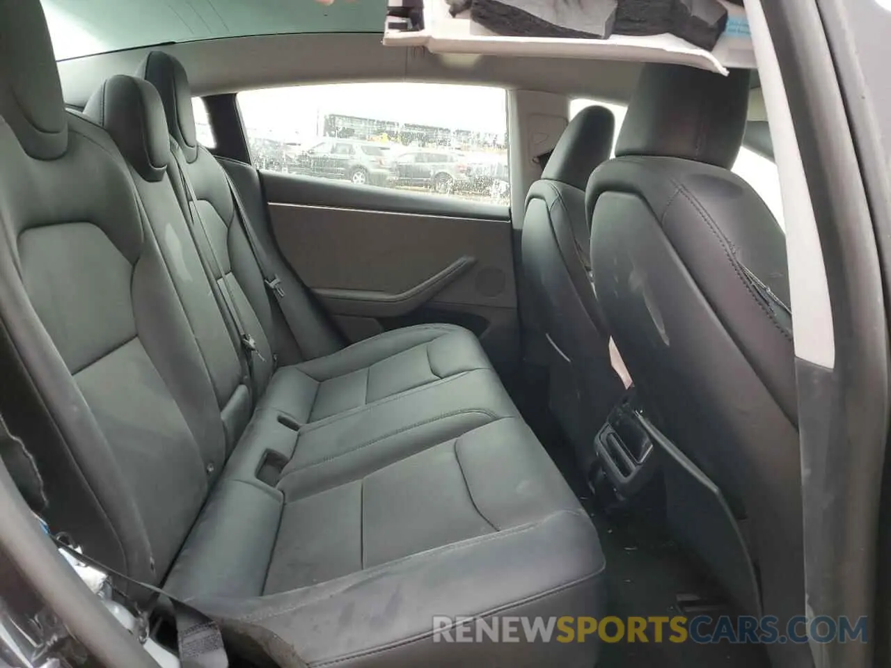 10 Photograph of a damaged car 5YJ3E1EA8SF920713 TESLA MODEL 3 2025