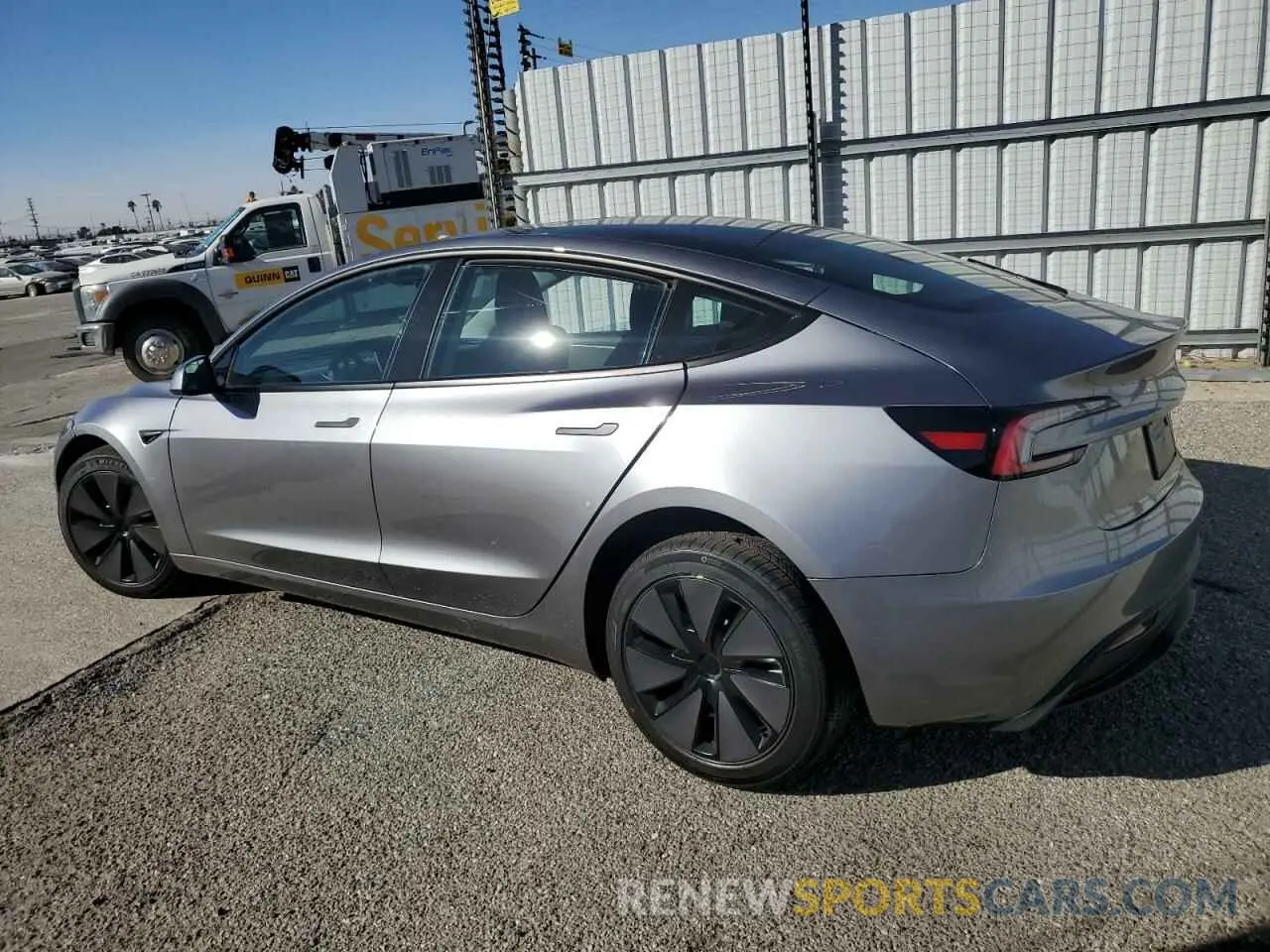 2 Фотография поврежденного автомобиля 5YJ3E1EA8SF927015 TESLA MODEL 3 2025
