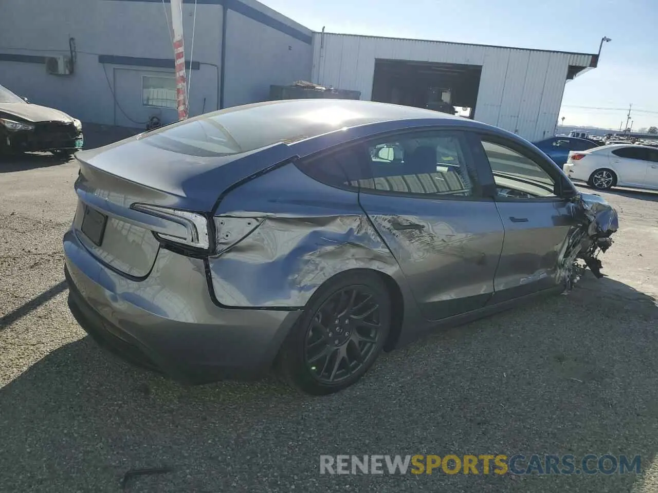 3 Фотография поврежденного автомобиля 5YJ3E1EA8SF927015 TESLA MODEL 3 2025