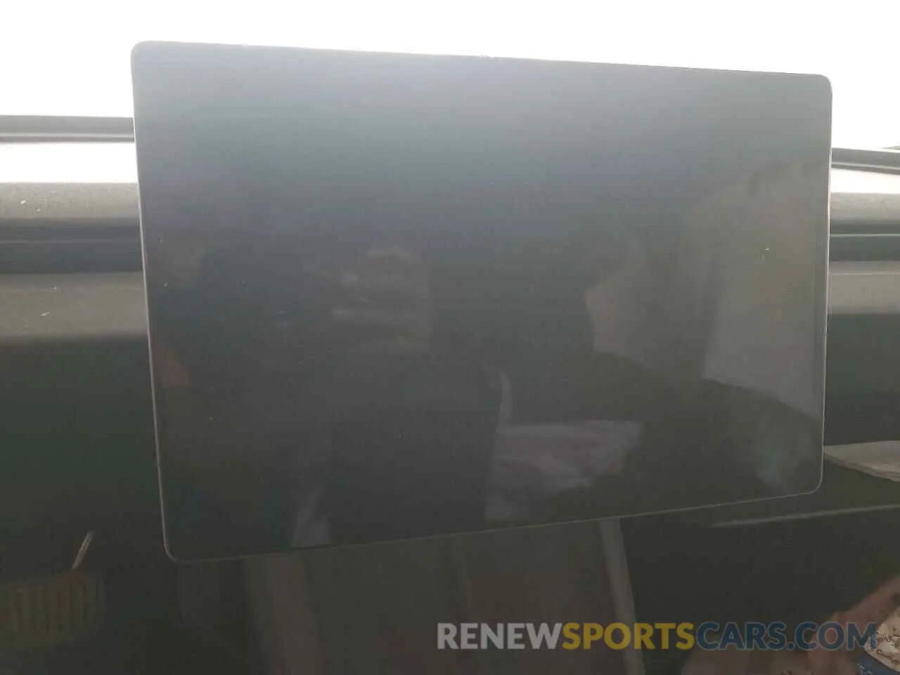 9 Photograph of a damaged car 5YJ3E1EA9SF910465 TESLA MODEL 3 2025