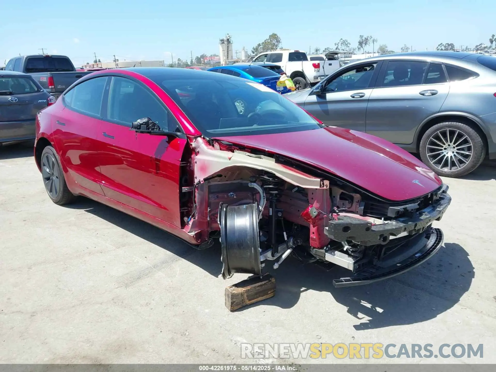 1 Photograph of a damaged car 5YJ3E1EA9SF914421 TESLA MODEL 3 2025