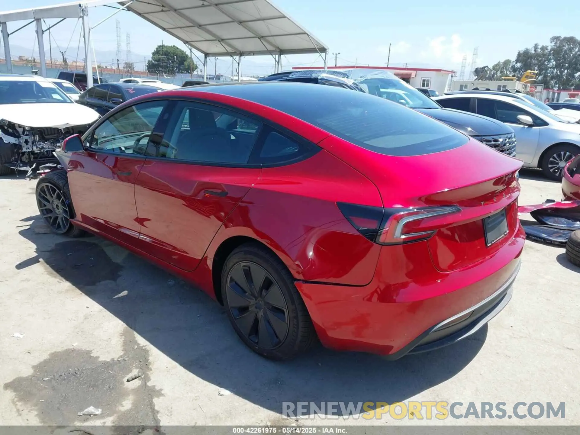 3 Photograph of a damaged car 5YJ3E1EA9SF914421 TESLA MODEL 3 2025