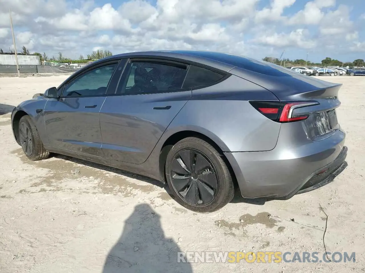 2 Фотография поврежденного автомобиля 5YJ3E1EA9SF918209 TESLA MODEL 3 2025
