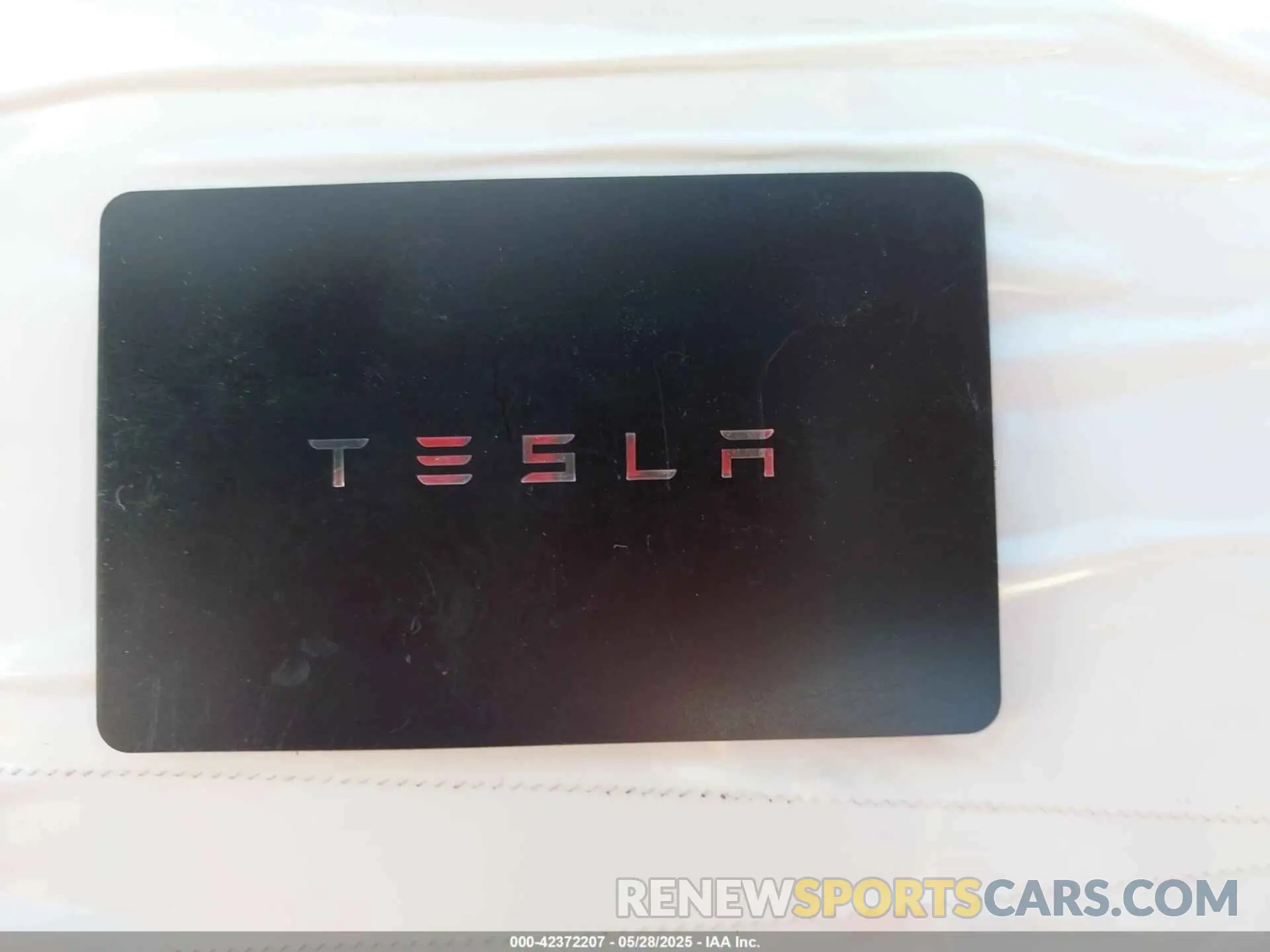 11 Photograph of a damaged car 5YJ3E1EA9SF943028 TESLA MODEL 3 2025