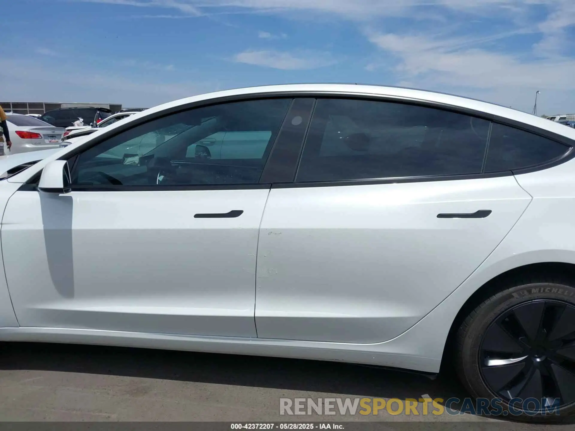 14 Photograph of a damaged car 5YJ3E1EA9SF943028 TESLA MODEL 3 2025