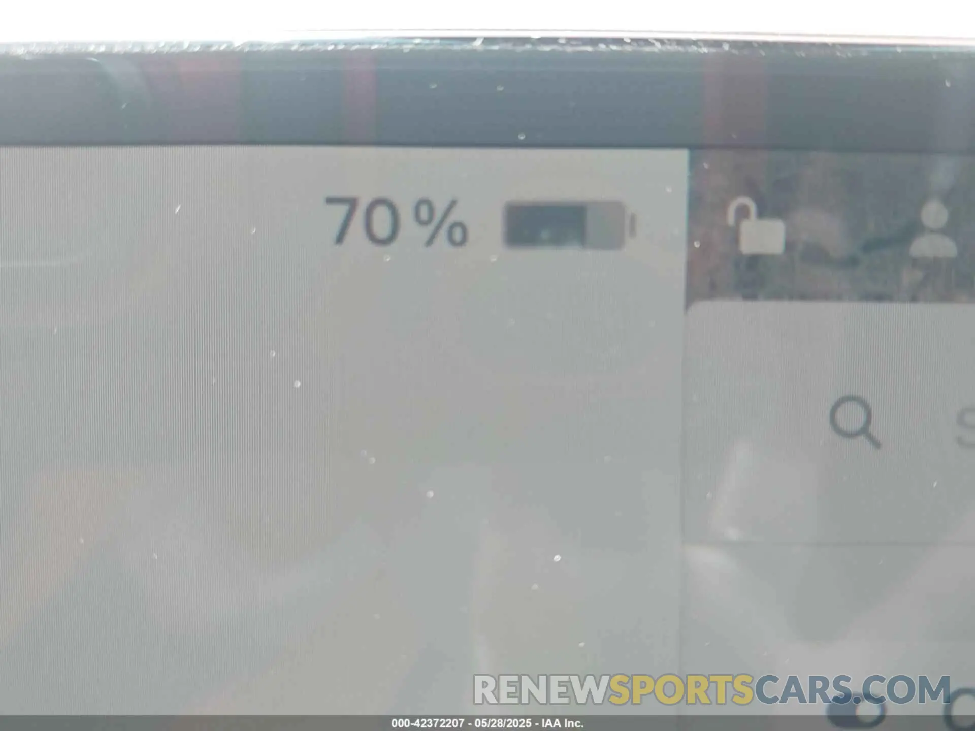 17 Photograph of a damaged car 5YJ3E1EA9SF943028 TESLA MODEL 3 2025