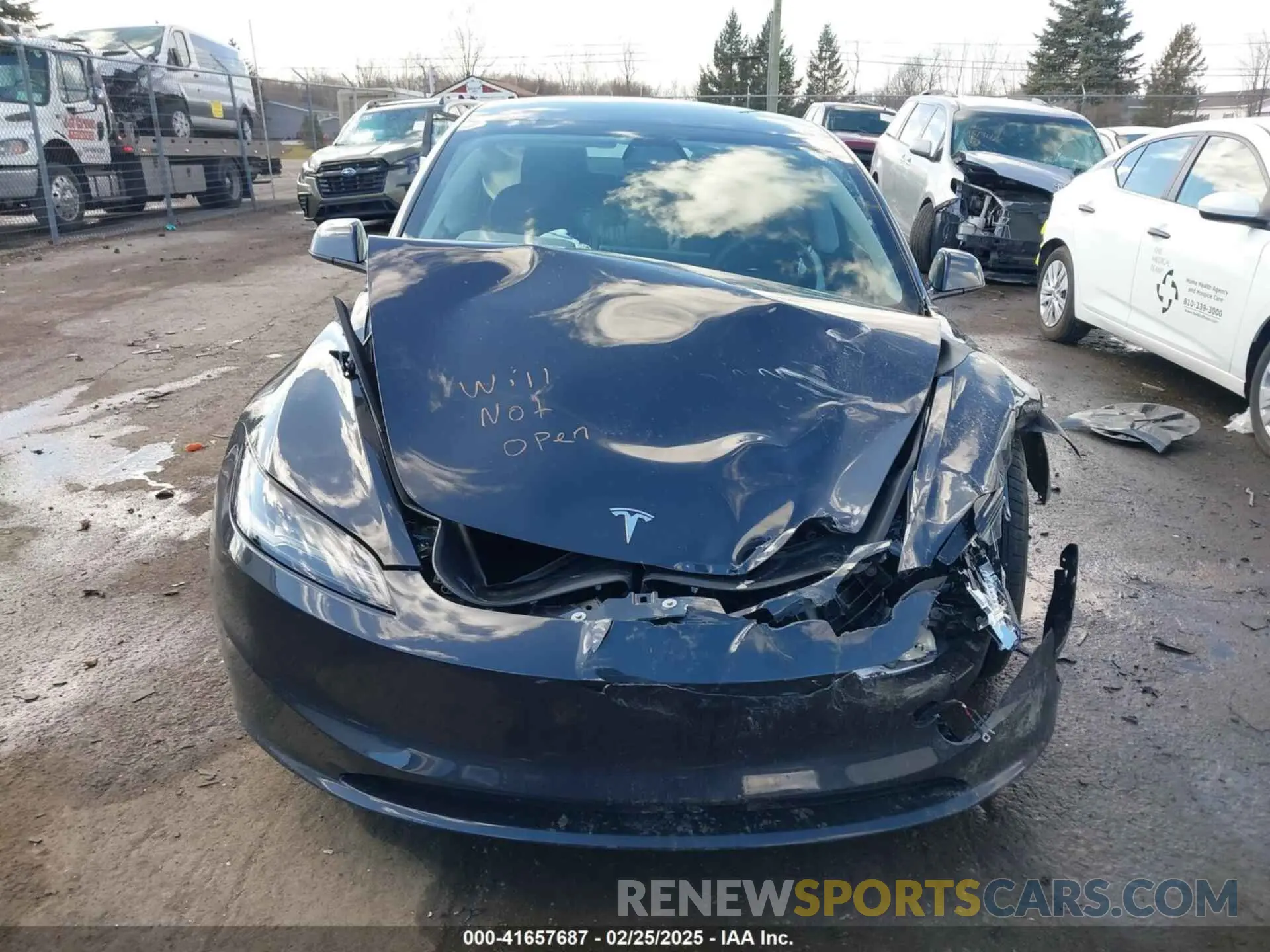 12 Фотография поврежденного автомобиля 5YJ3E1EAXSF932832 TESLA MODEL 3 2025