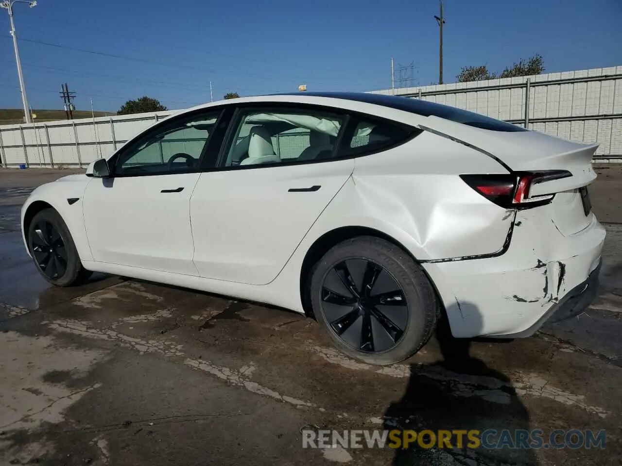 2 Photograph of a damaged car 5YJ3E1EAXSF935004 TESLA MODEL 3 2025
