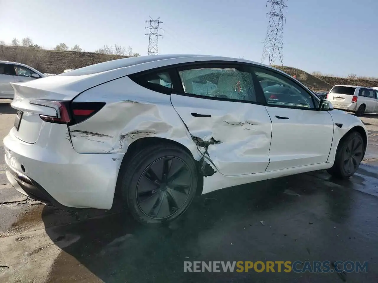 3 Photograph of a damaged car 5YJ3E1EAXSF935004 TESLA MODEL 3 2025