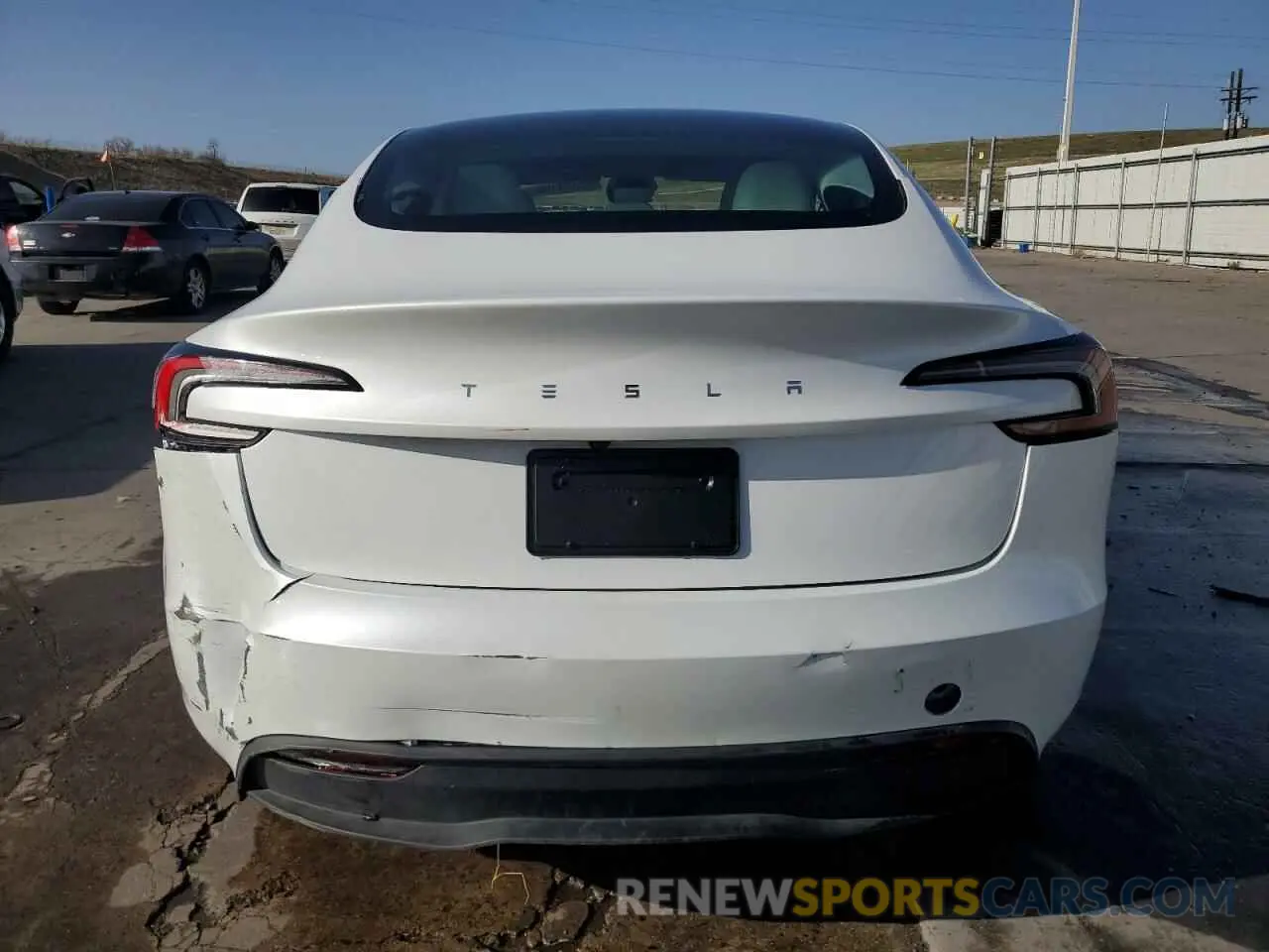 6 Photograph of a damaged car 5YJ3E1EAXSF935004 TESLA MODEL 3 2025